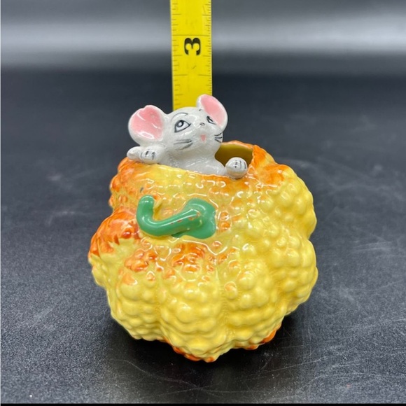 Vintage Tiny Mouse Pumpkin Gourd Figurine Kitchen Decor Fall Autumn Thanksgiving - Picture 9 of 10